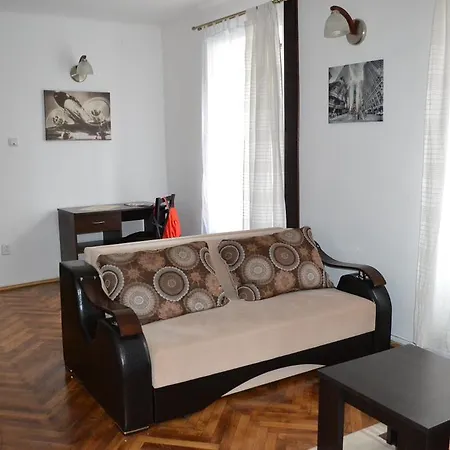 Haydn Vintage Apartment *